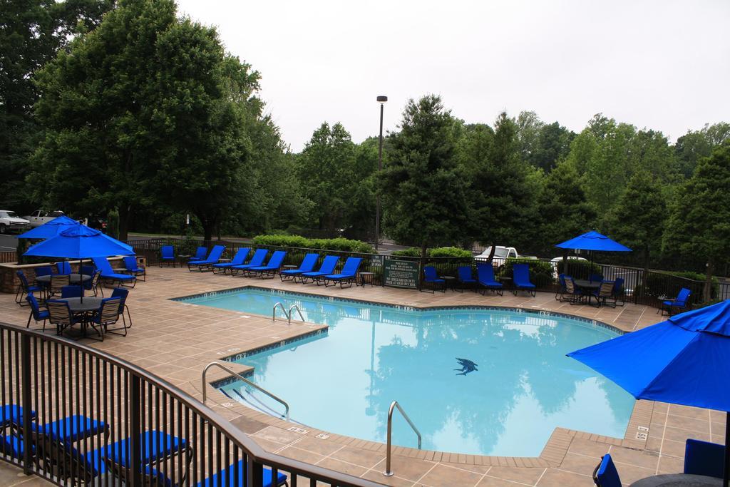 Doubletree By Hilton South Charlotte Tyvola Hotel Luaran gambar