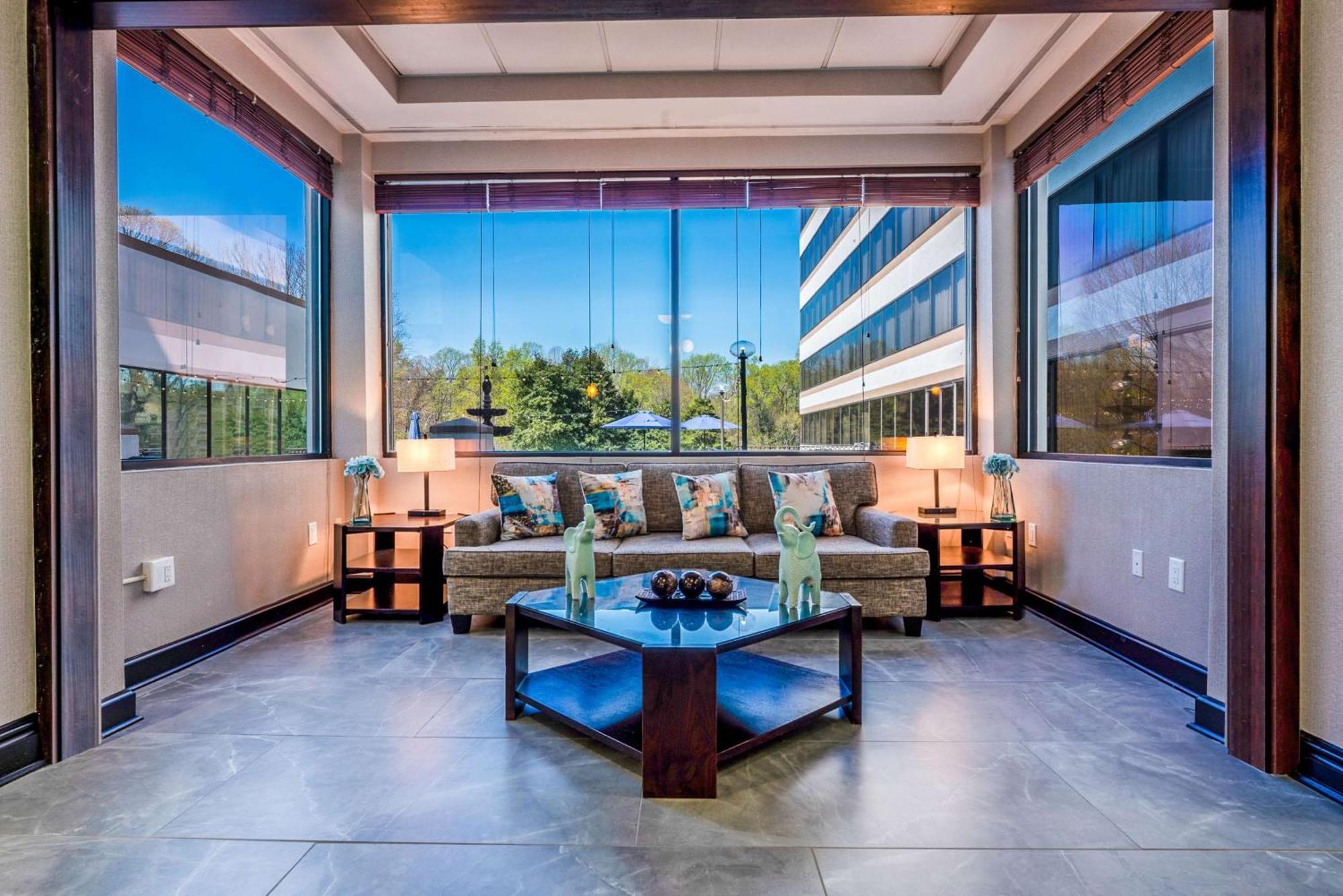 Doubletree By Hilton South Charlotte Tyvola Hotel Luaran gambar